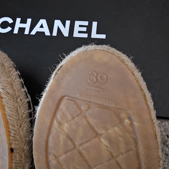 Great condition CHANEL espadrilles - Picture 6 of 12